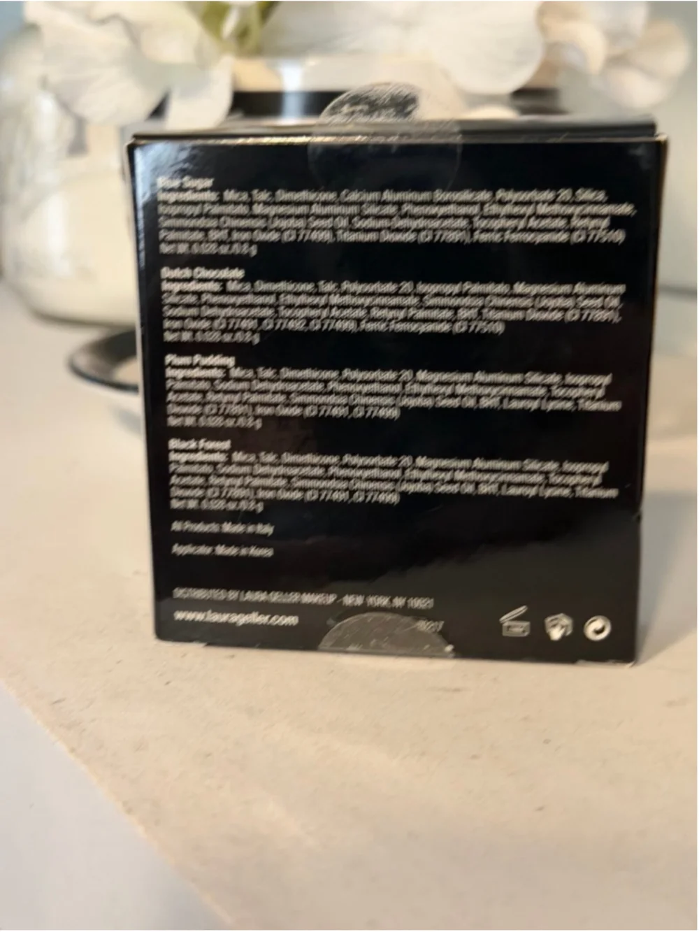 Laura Geller new box